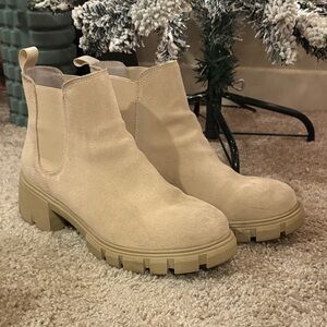 Steve Madden Tan Suede Ankle Booties